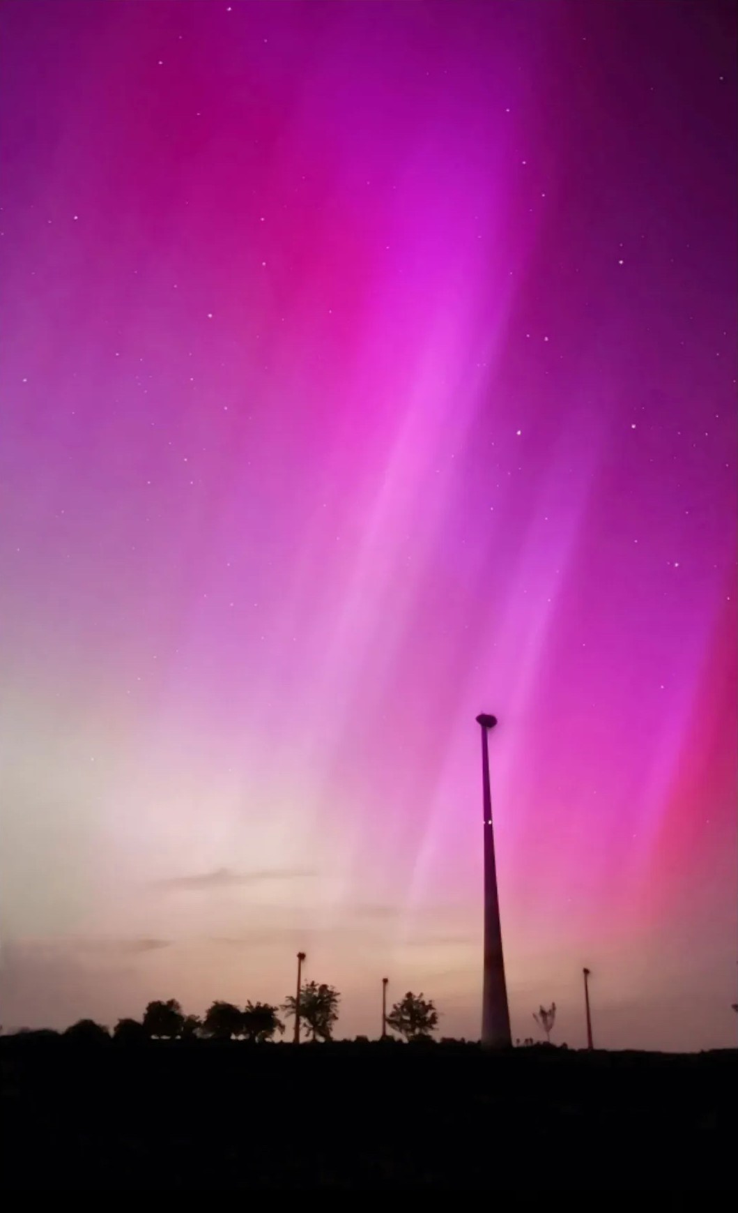 Astronomy preview: polar-lights